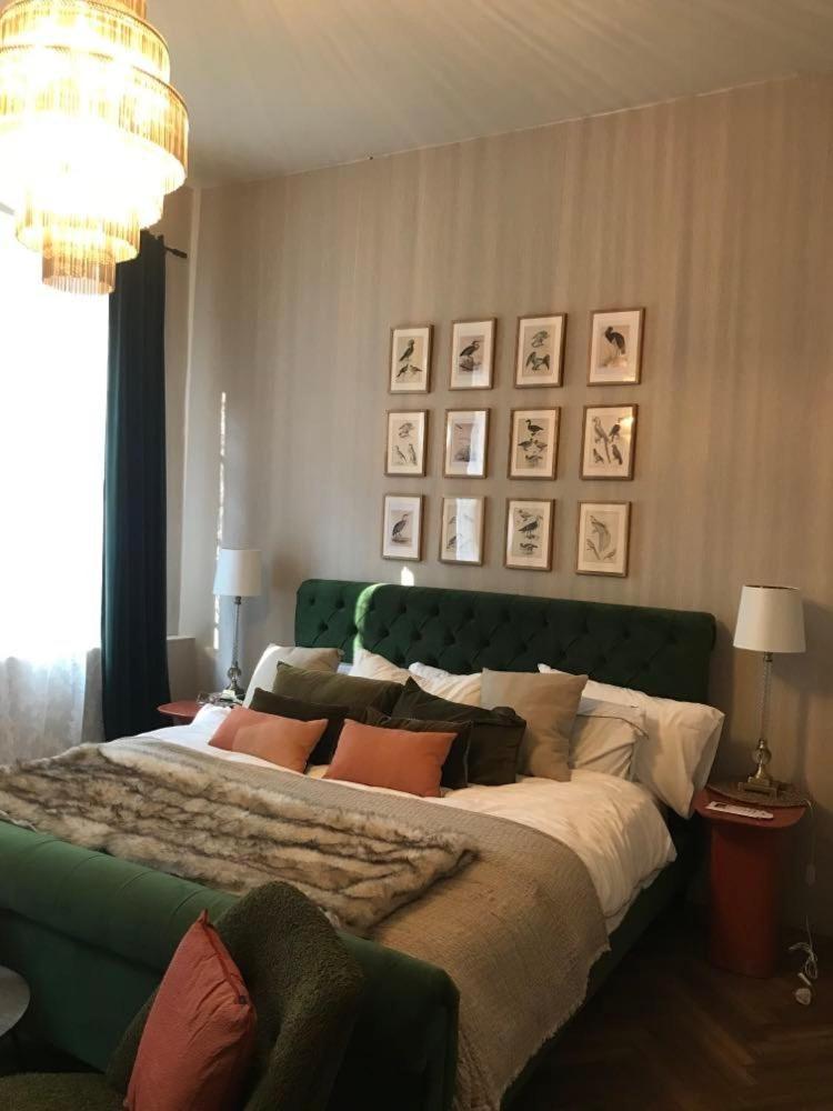 ViréBeautiful, Historic Manoir In Semi-Rural Setting别墅 外观 照片